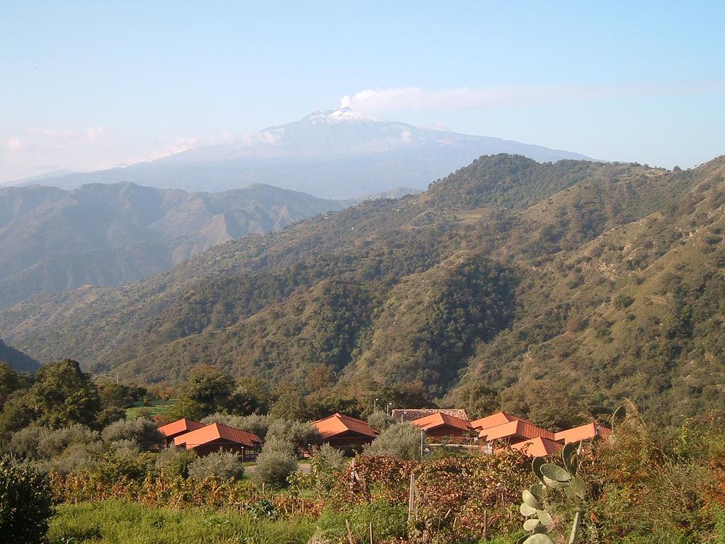 Agriturismo San Cataldo Motta Camastra Exterior foto